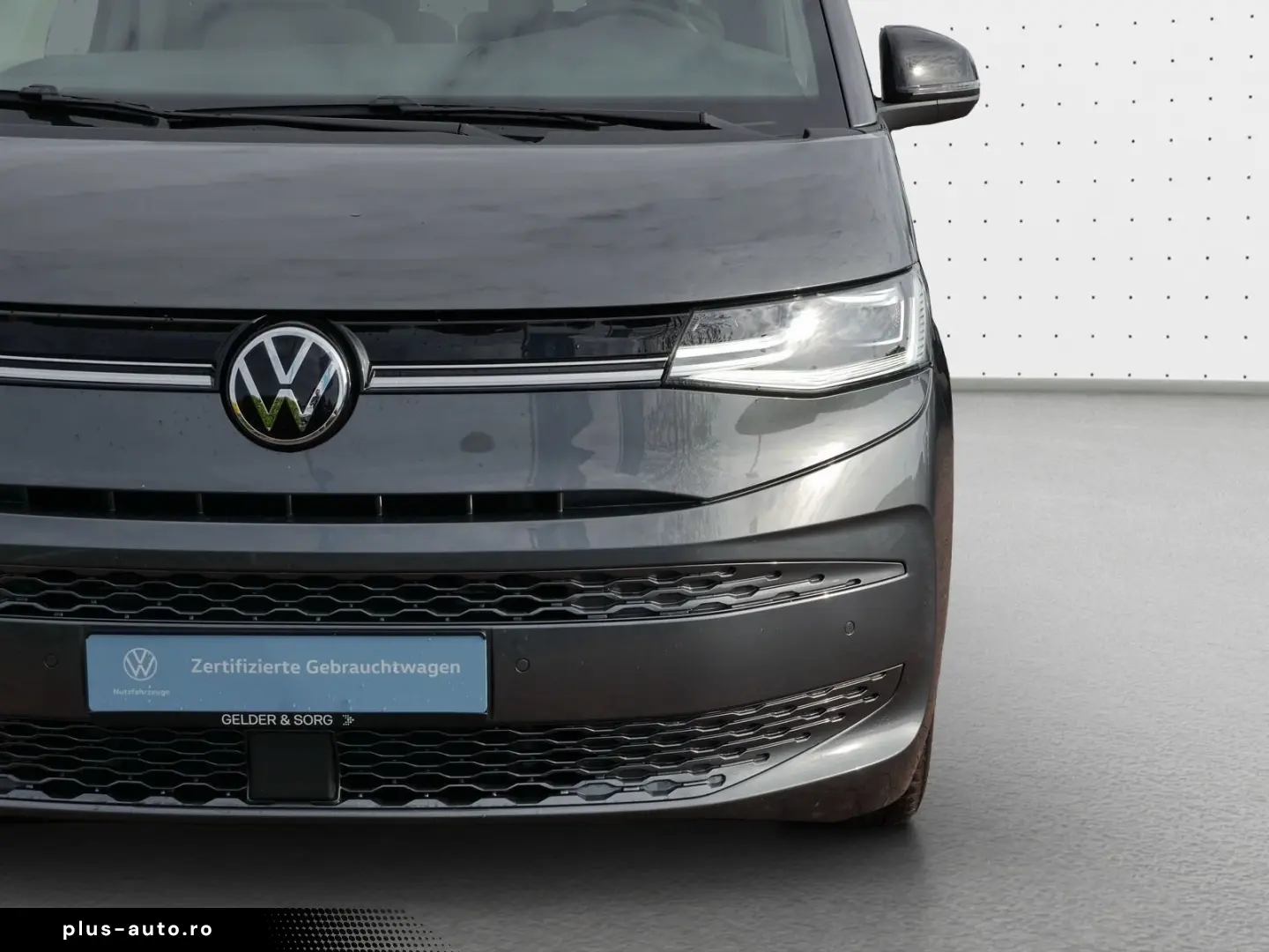 VW T7 Multivan Life 2.0 TDI Stand RFK Pano ACC Digi