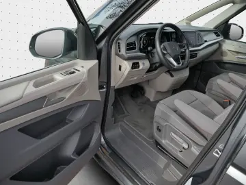 VW T7 Multivan Life 2.0 TDI Stand RFK Pano ACC Digi