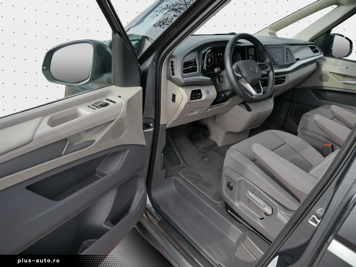 VW T7 Multivan Life 2.0 TDI Stand RFK Pano ACC Digi