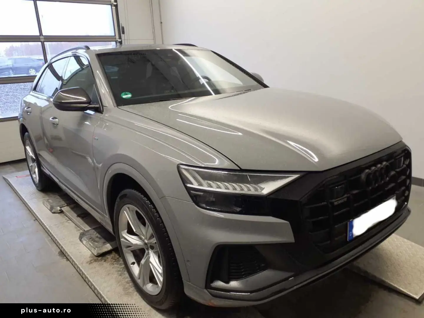 AUDI Q8 S line comp.  50TDI AHK Pano Carbon S-Sitze R