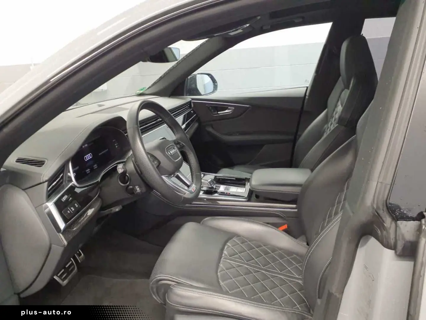 AUDI Q8 S line comp.  50TDI AHK Pano Carbon S-Sitze R