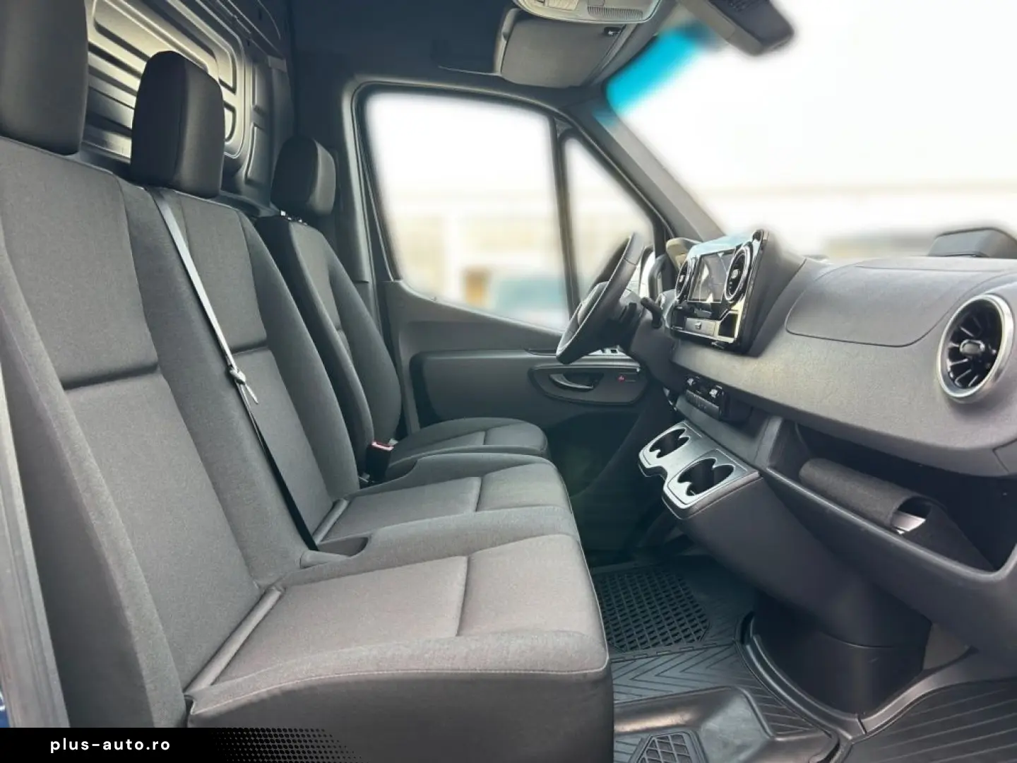 MERCEDES-BENZ Sprinter 315 CDI Kasten HD 9GT KLIMA MBUX AHK