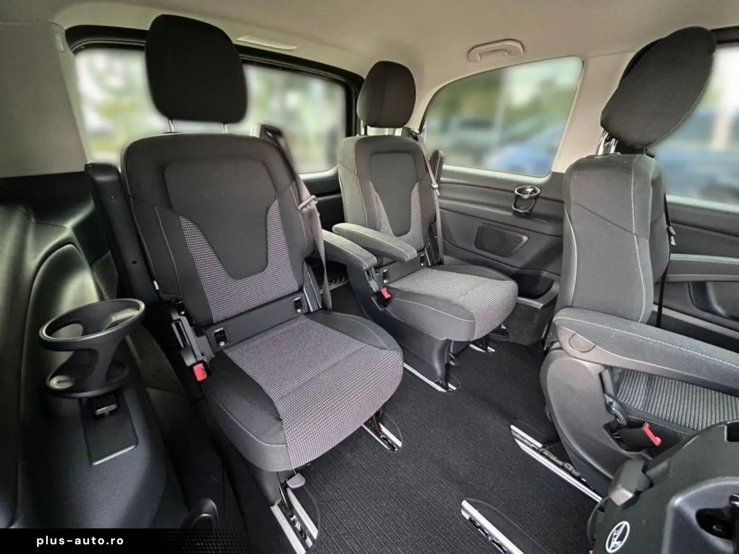 MERCEDES-BENZ V 220 d STYLE Kompakt 9GT AHK DISTR KAMERA LED