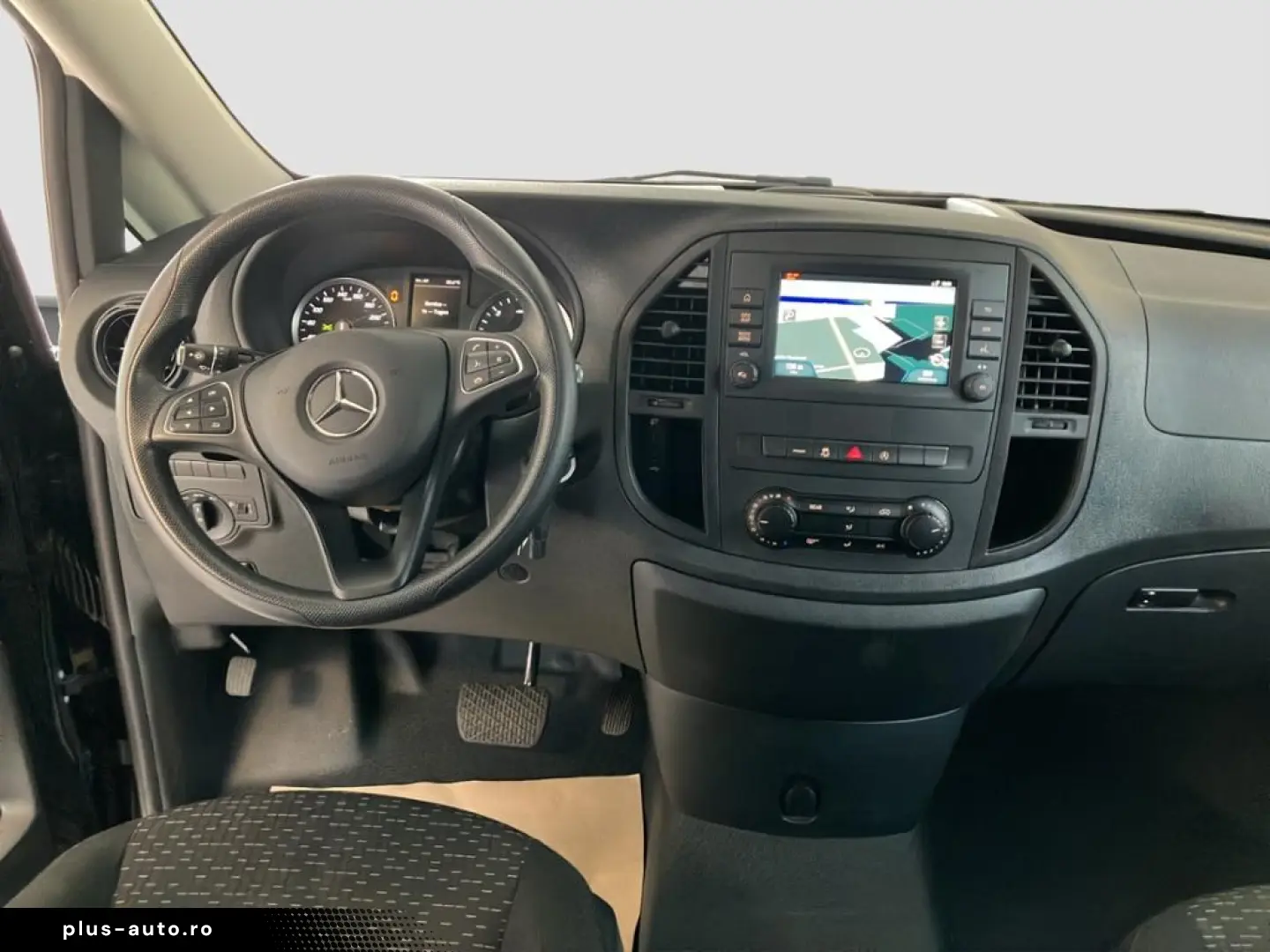 MERCEDES-BENZ Vito 116 CDI Tourer PRO Lang AHK PDC AUT Kam.