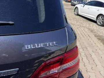 Mercedes-Benz ML 350