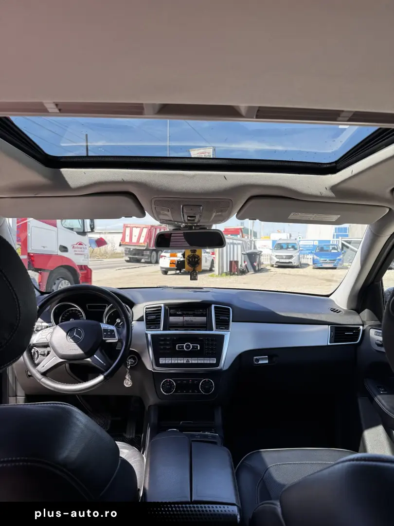 Mercedes-Benz ML 350