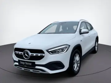 MERCEDES-BENZ GLA 250 e