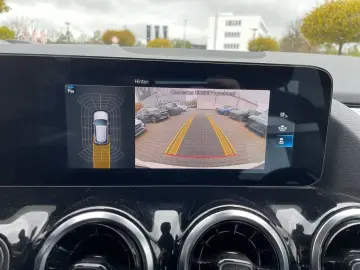 MERCEDES-BENZ GLA 250 e