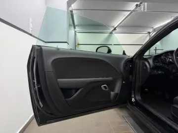 Dodge Challenger 6.4 V8