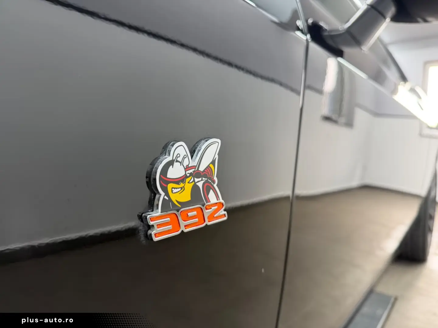 Dodge Challenger 6.4 V8