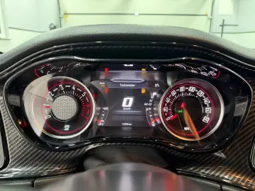 Dodge Challenger 6.4 V8