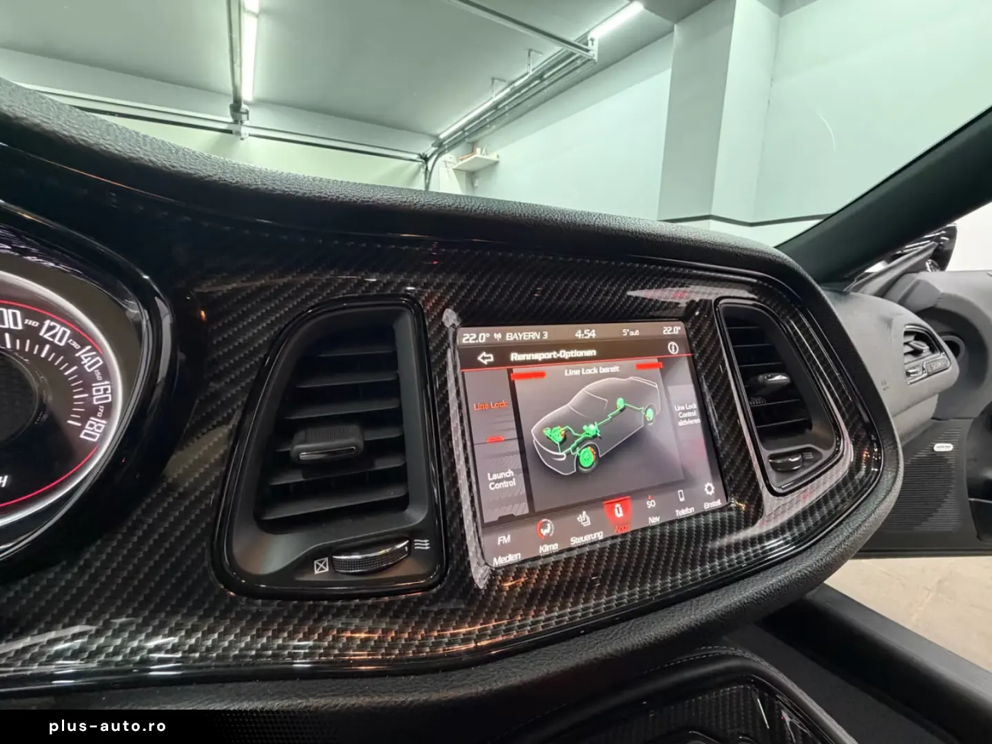 Dodge Challenger 6.4 V8