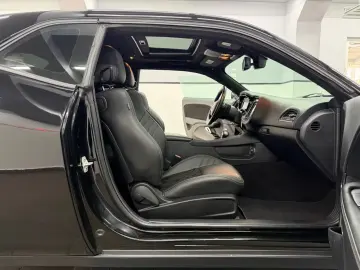 Dodge Challenger 6.4 V8