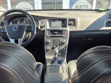 Volvo V60 D6 Plug-in Hybrid AWD