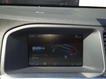 Volvo V60 D6 Plug-in Hybrid AWD