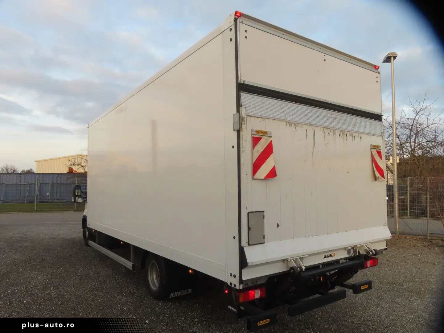 IVECO 72C18  Koffer LBW Hi Matik fz.800