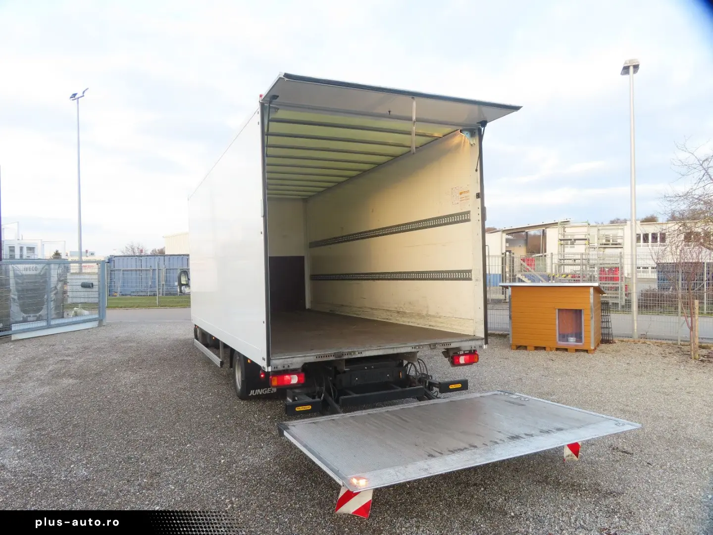IVECO 72C18  Koffer LBW Hi Matik fz.800