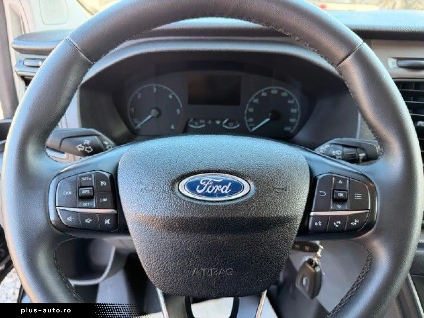 FORD Custom 340 L2 Trend.2xKlima 9-Sitze Taxi-Vorber.