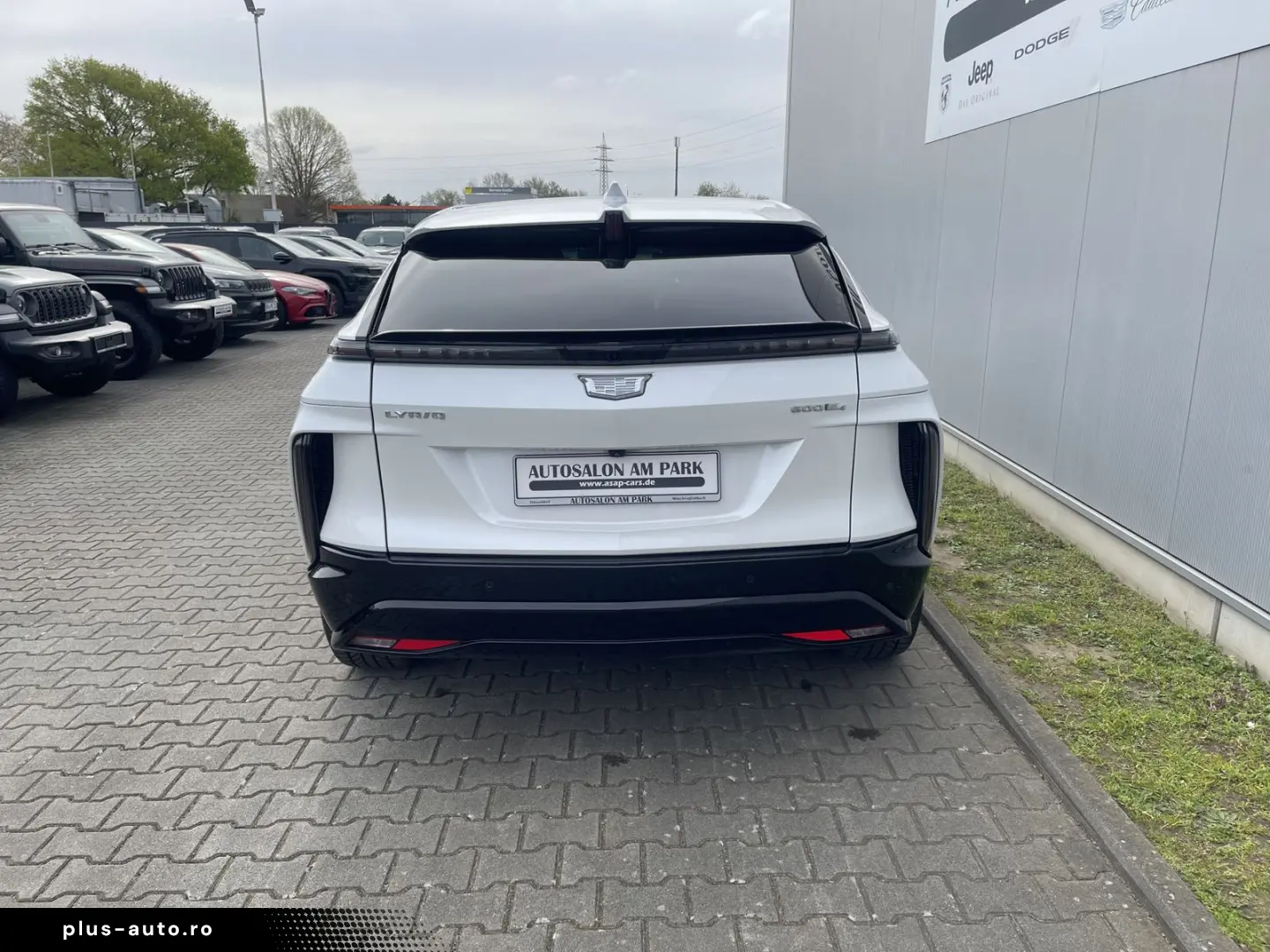 CADILLAC LYRIQ Sport 600e AWD Vollaust.  496 EUR mtl.