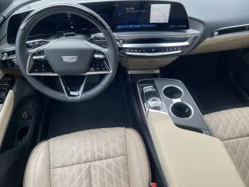 CADILLAC LYRIQ Sport 600e AWD Vollaust.  496 EUR mtl.