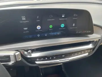 CADILLAC LYRIQ Sport 600e AWD Vollaust.  496 EUR mtl.