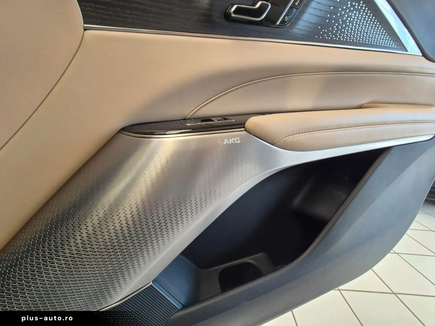 CADILLAC Lyriq 388 kW AWD Sport Panoramadach