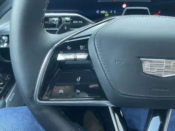 CADILLAC LYRIQ Sport 600e AWD - Vollausstattung