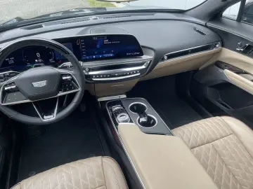 CADILLAC LYRIQ Sport 600e AWD Vollausstattung