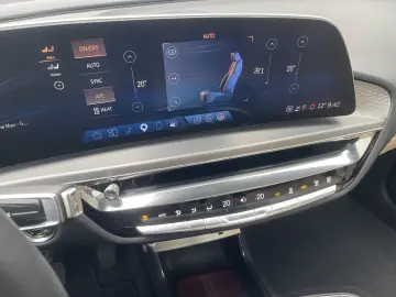 CADILLAC LYRIQ Sport 600e AWD Vollausstattung