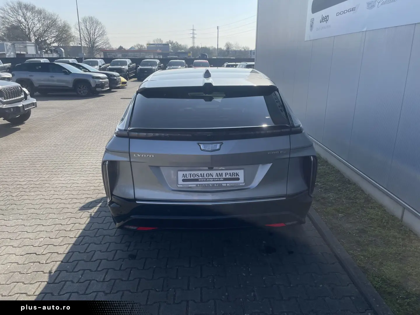 CADILLAC LYRIQ Luxury 600e AWD - Vollausstattung