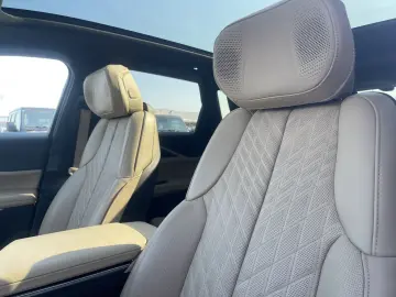 CADILLAC LYRIQ Luxury 600e AWD - Vollausstattung