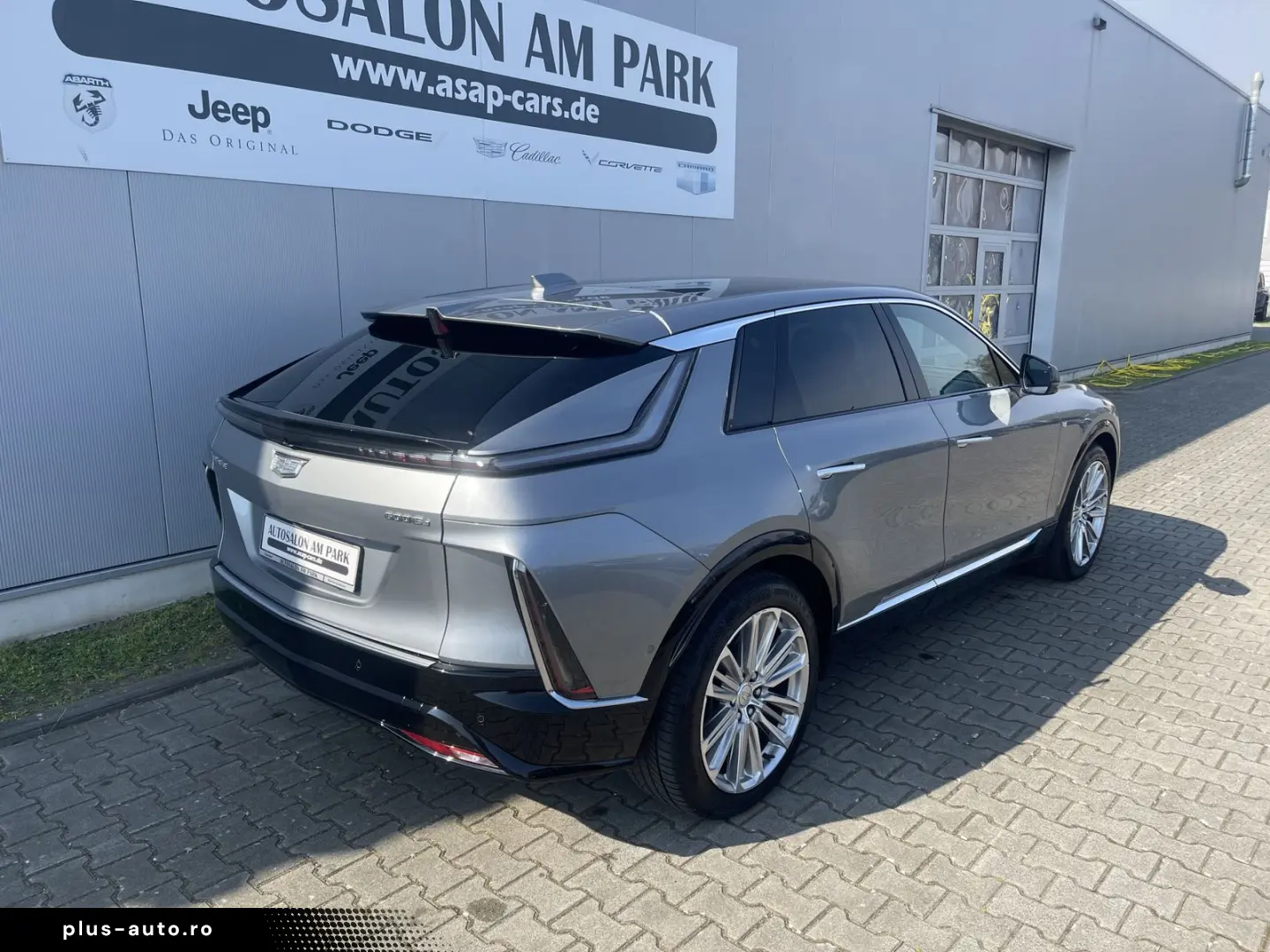 CADILLAC LYRIQ Luxury 600e AWD - Vollausstattung