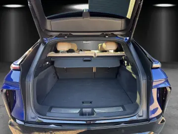 CADILLAC Lyriq Sport AWD EV MASSAGE BELÜFTUNG PANORAMADAC