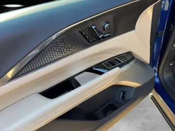 CADILLAC Lyriq Sport AWD EV MASSAGE BELÜFTUNG PANORAMADAC