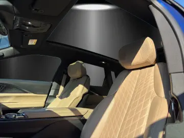 CADILLAC Lyriq Sport AWD EV MASSAGE BELÜFTUNG PANORAMADAC