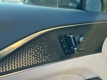 CADILLAC Lyriq Sport AWD EV MASSAGE BELÜFTUNG PANORAMADAC