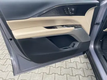 CADILLAC LYRIQ Sport 600e AWD - Vollausst.  549 EUR mtl.