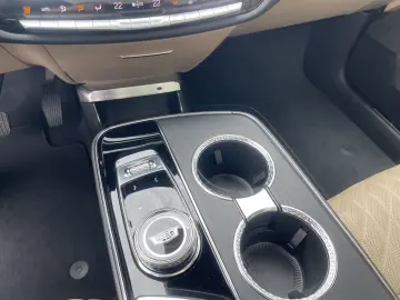 CADILLAC LYRIQ Sport 600e AWD - Vollausst.  549 EUR mtl.