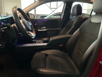 MERCEDES-BENZ GLA 250e AMG-Line