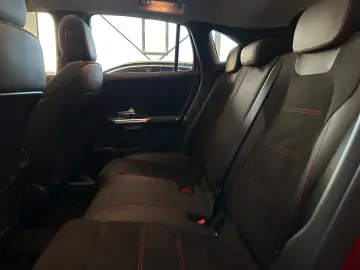 MERCEDES-BENZ GLA 250e AMG-Line