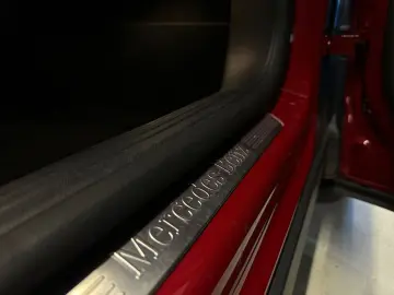 MERCEDES-BENZ GLA 250e AMG-Line