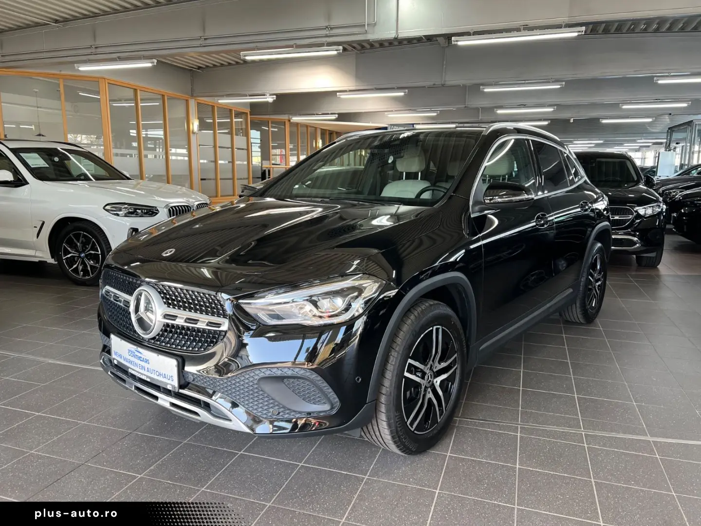 MERCEDES-BENZ GLA 180d Progressive