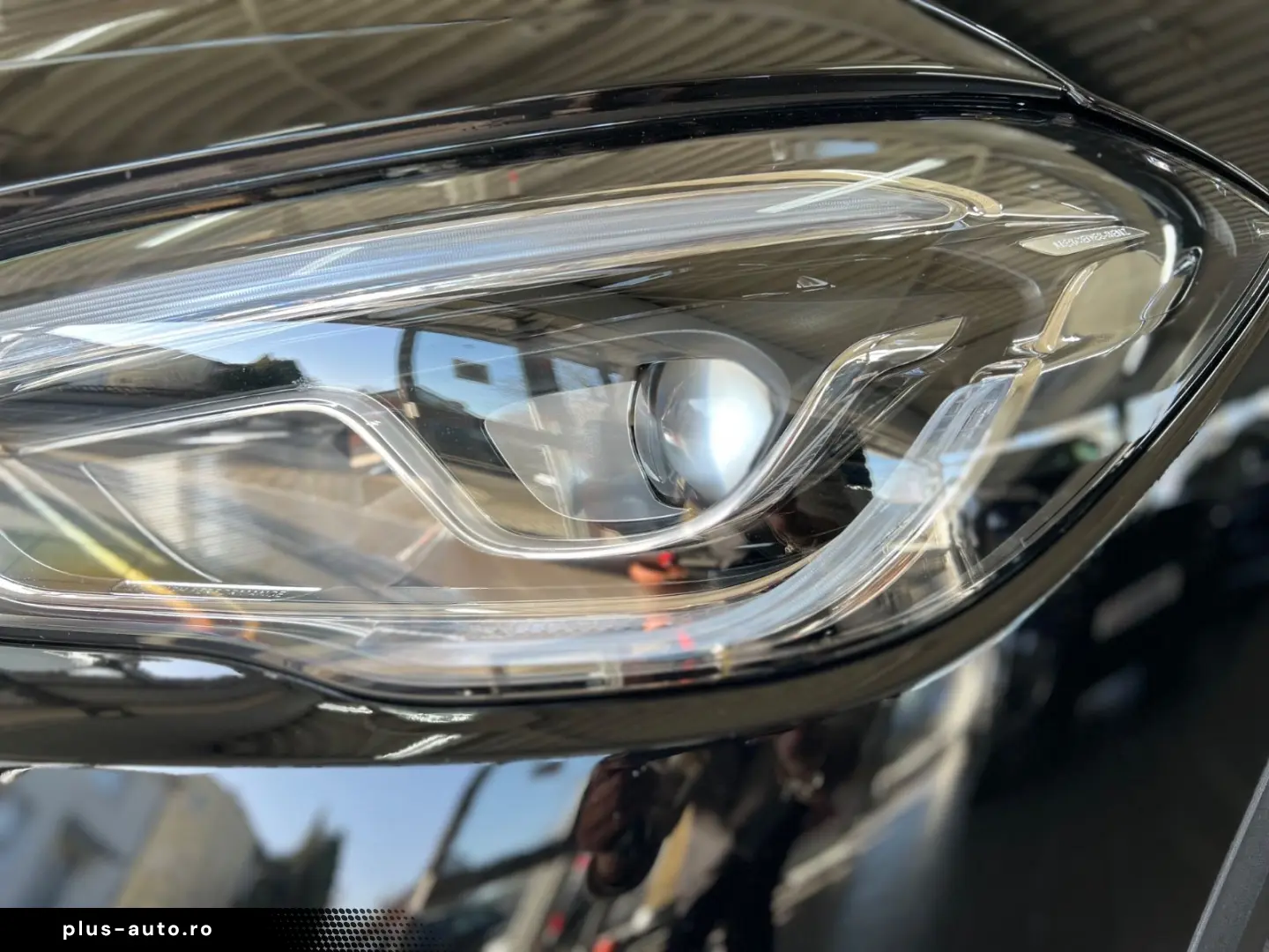 MERCEDES-BENZ GLA 180d Progressive