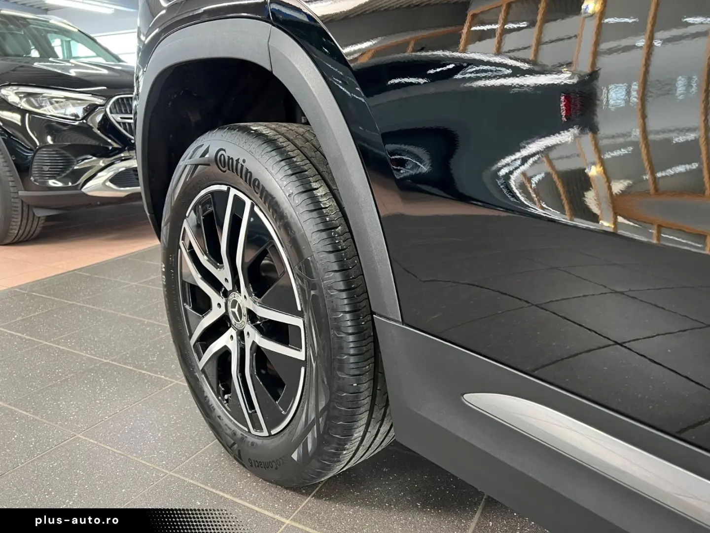 MERCEDES-BENZ GLA 180d Progressive