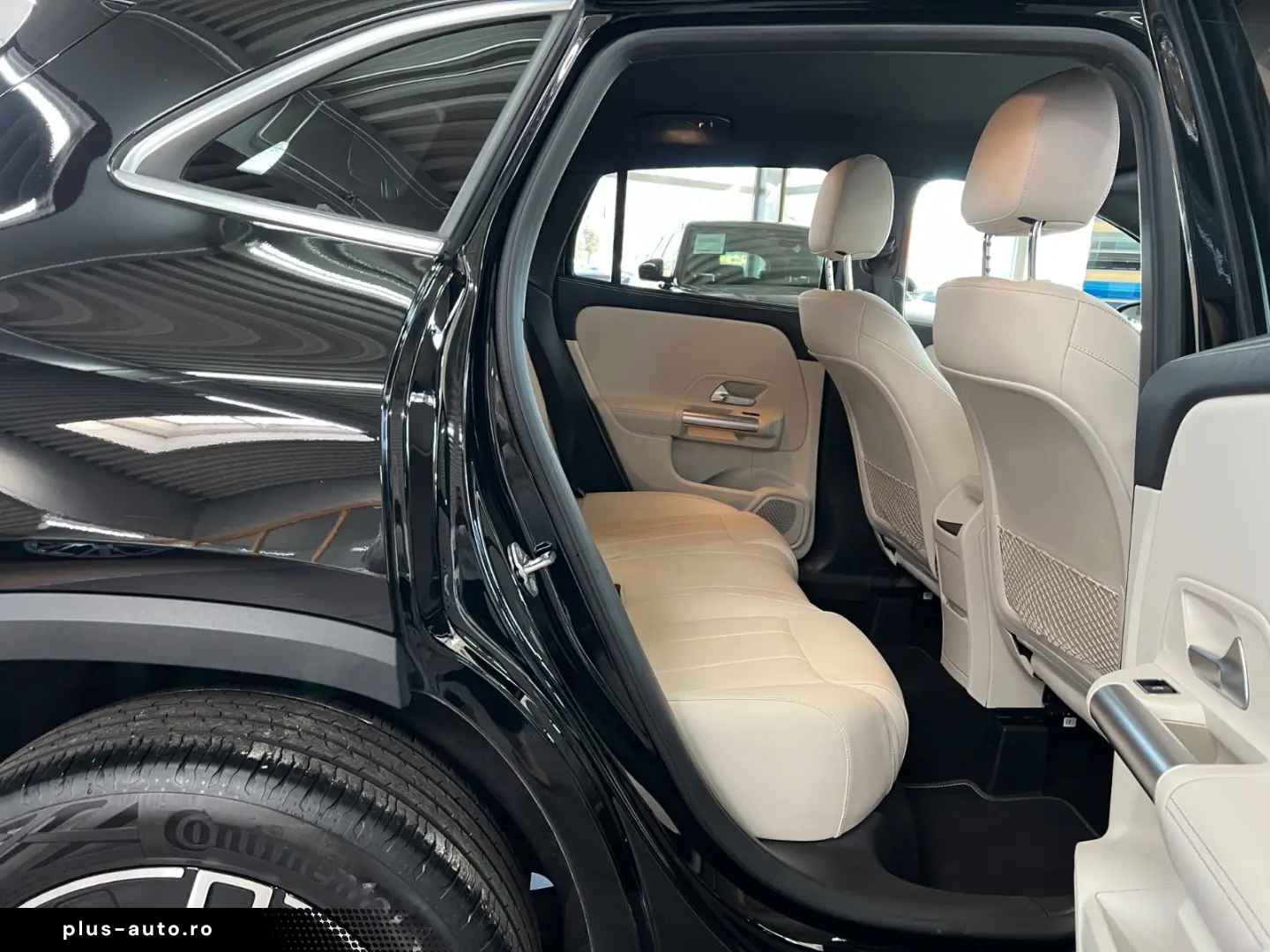 MERCEDES-BENZ GLA 180d Progressive