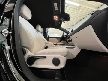 MERCEDES-BENZ GLA 180d Progressive