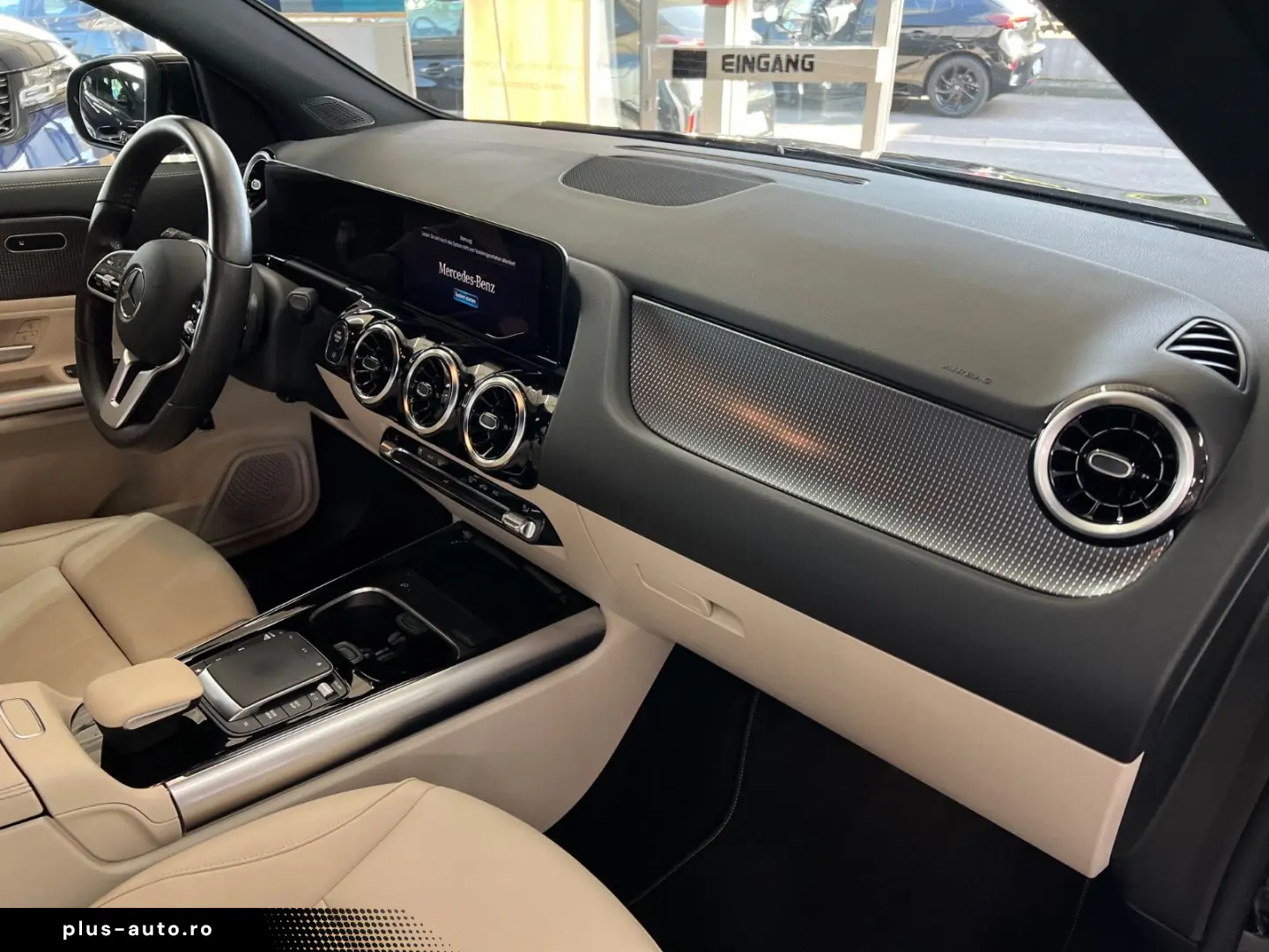 MERCEDES-BENZ GLA 180d Progressive