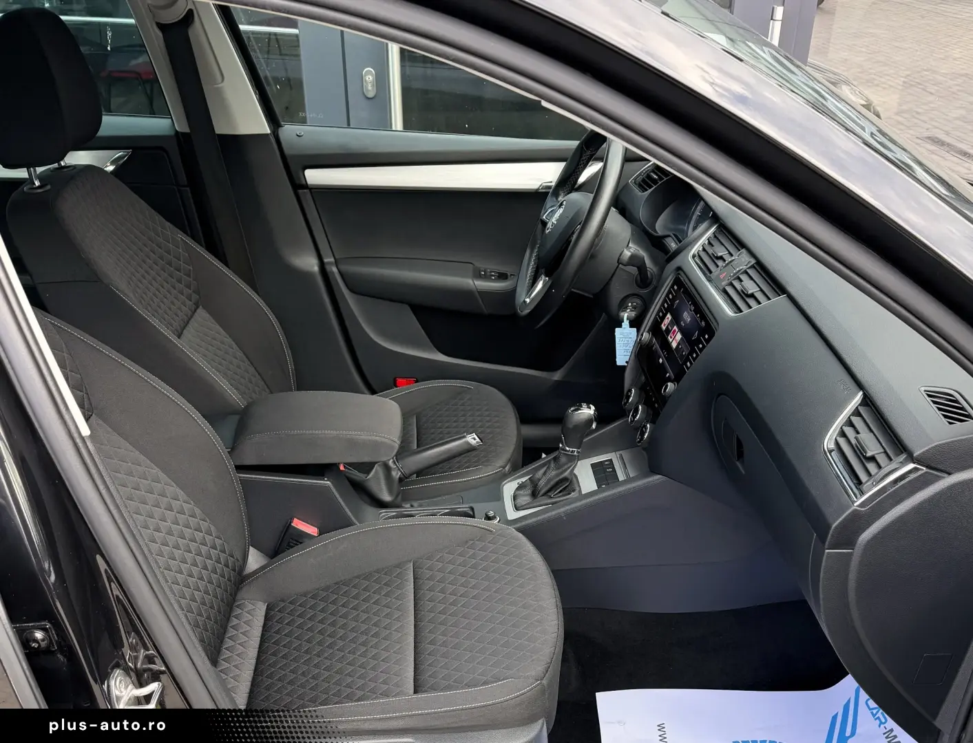 Skoda Octavia 2.0 TDI DSG Drive