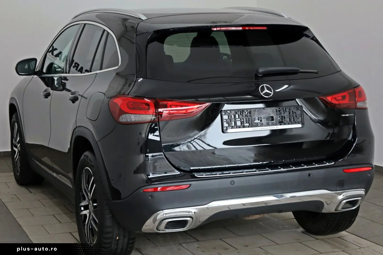 MERCEDES-BENZ GLA 200 Progressive