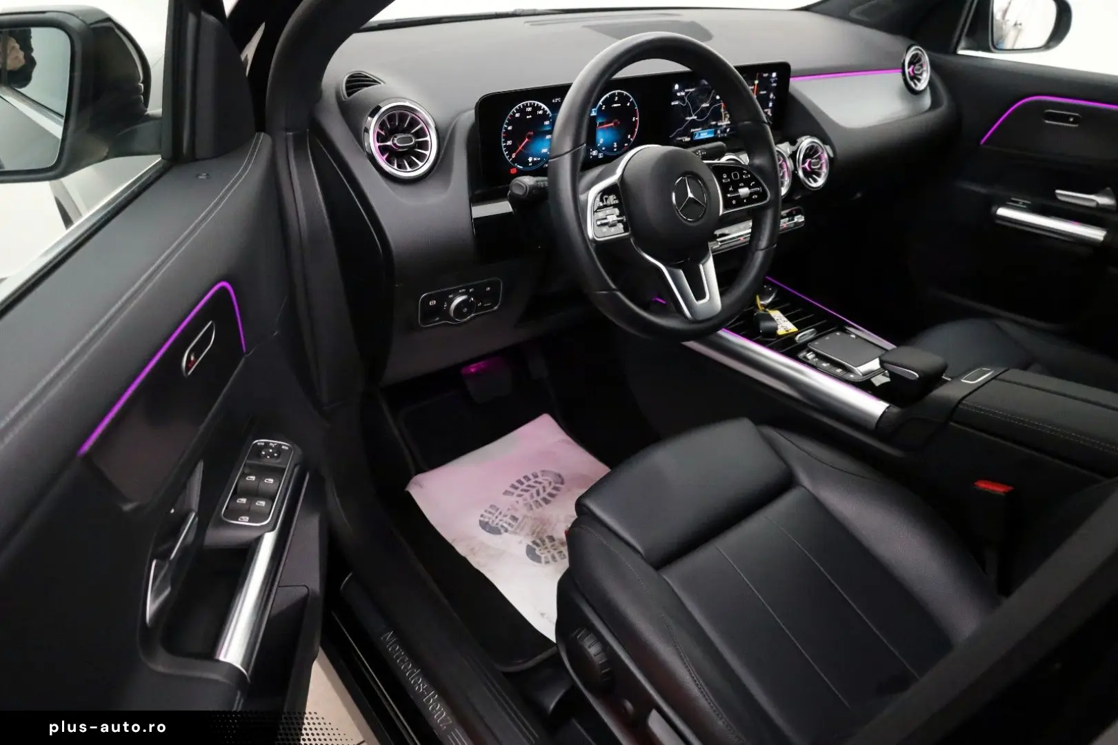 MERCEDES-BENZ GLA 200 Progressive